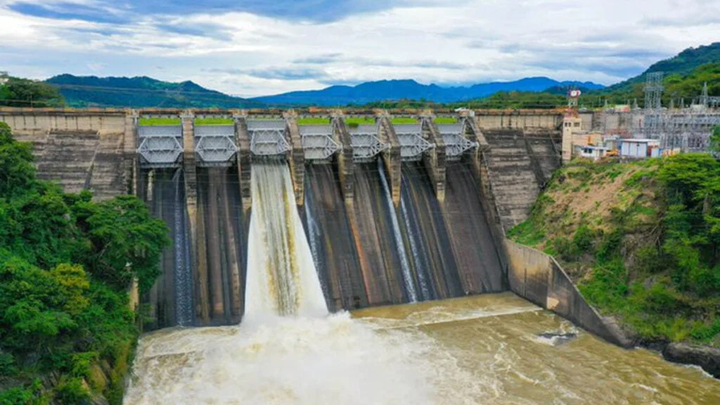 Recursos naturales de El Salvador 2 Politica